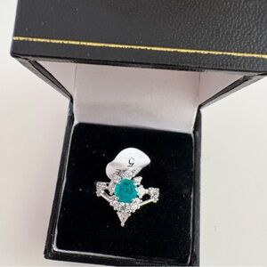 Bomb Party She’s Intricately Divine Ring RBP6393 Emerald Green Rhodium Plating